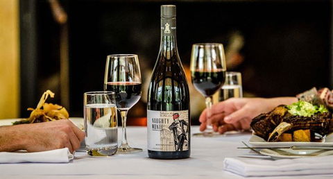 The Tadka Club - Kawana Tourism 18