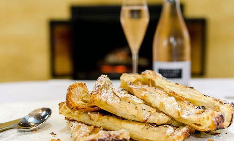 The Tadka Club - Kawana Tourism 5