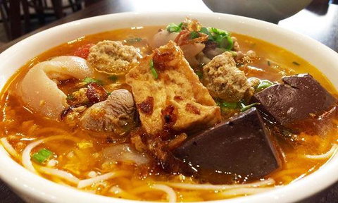 Viet Kitchen - Kawana Tourism 3