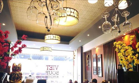 Viet Kitchen - Kawana Tourism 8
