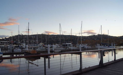 Seasons Of Kurrajong - Kawana Tourism 17