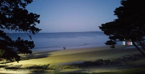 Sams Pizzeria On The Waterfront - Kawana Tourism 27