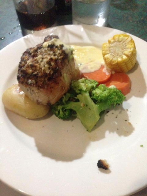 KBR’s Licensed Restaurant - Kawana Tourism 5