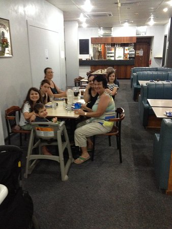 Mirrors Restaurant - Kawana Tourism 0