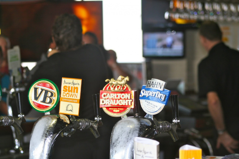 Crescent Head Tavern - Kawana Tourism 3