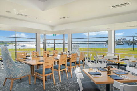 Aqua Restaurant (The Westport Club) - Kawana Tourism 0