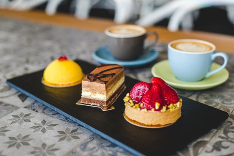 Aqua Restaurant (The Westport Club) - Kawana Tourism 1