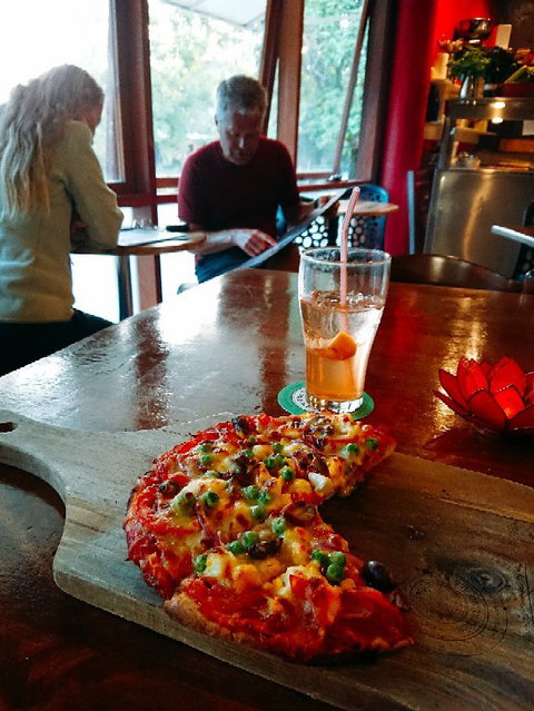 Jens Woodfired Pizzas - Kawana Tourism 2