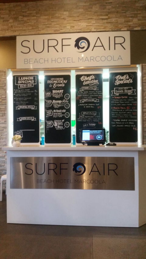 SurfAir Beach Hotel - Kawana Tourism 9