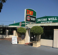 Jacobs Well Bayside Tavern - Kawana Tourism