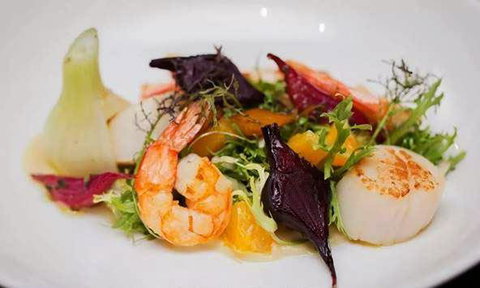Noosa Waterfront Restaurant - Kawana Tourism 11