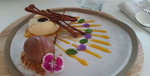 Noosa Waterfront Restaurant - Kawana Tourism 15