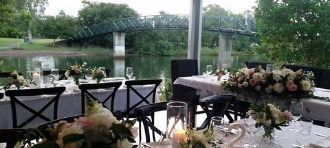 Noosa Waterfront Restaurant - Kawana Tourism 2