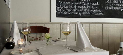 RST Seafood Restaurant - Kawana Tourism 6