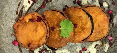 Priya Indian Cuisine - Kawana Tourism 3