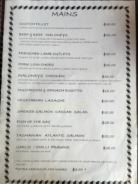 Maloneys Restaurant - Kawana Tourism 4