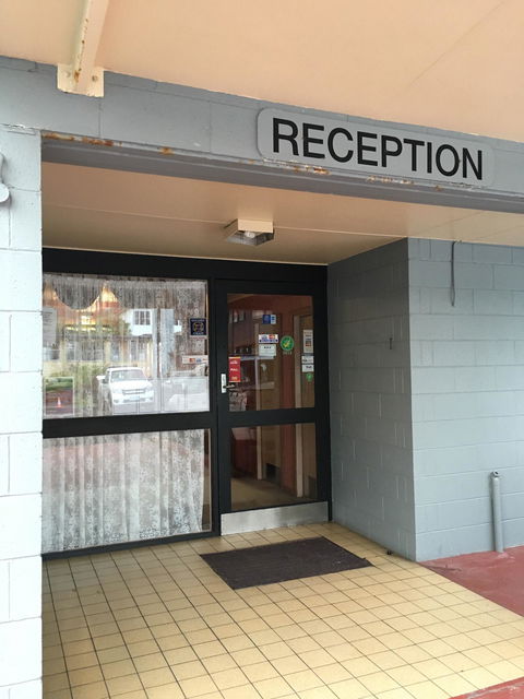 Maloneys Restaurant - Kawana Tourism 6