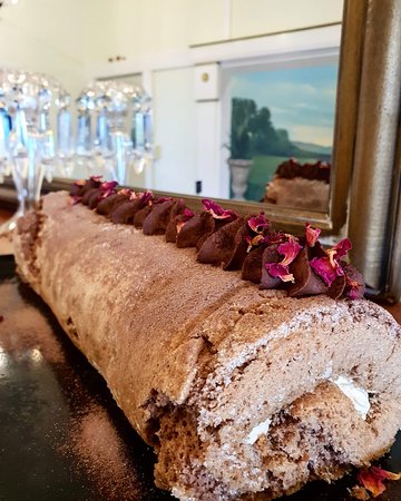 The Green Door Cafe-Restaurant-Apothecary - Kawana Tourism 0