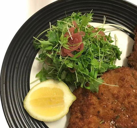 FOS Kitchen & Bar - Kawana Tourism 13