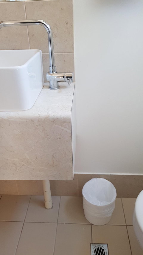 The Ship Inn - Kawana Tourism 3