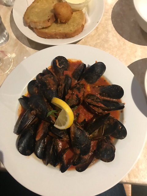 Venice Restaurant - Kawana Tourism 2
