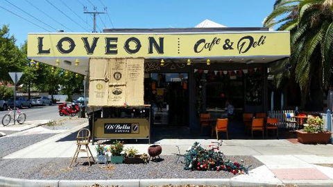 Loveon Cafe - Kawana Tourism 0