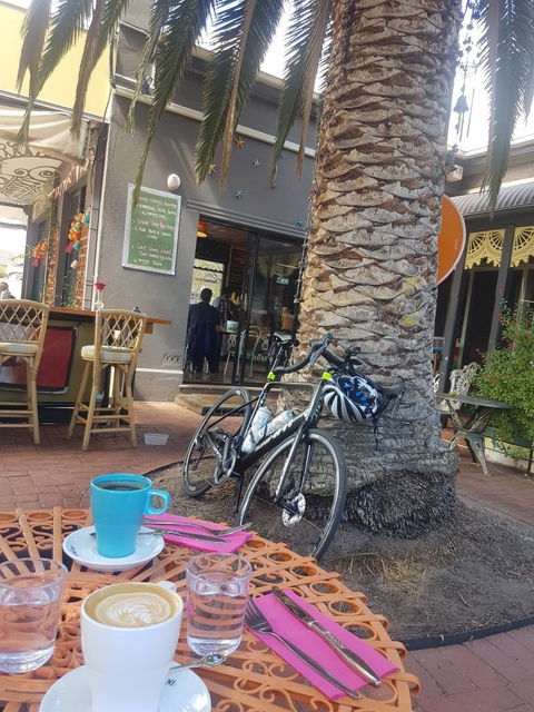 Loveon Cafe - Kawana Tourism 1