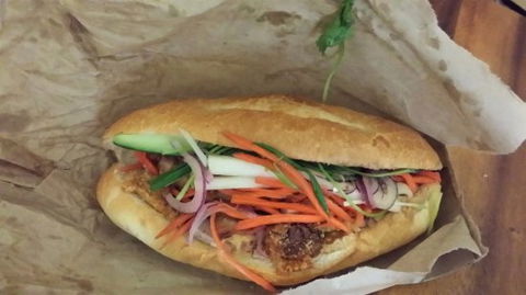 O'Connell Vietnamese Bread Rolls - Kawana Tourism 0