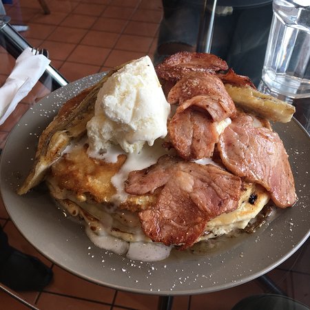 Poetic Justice Cafe Gallery - Kawana Tourism 0