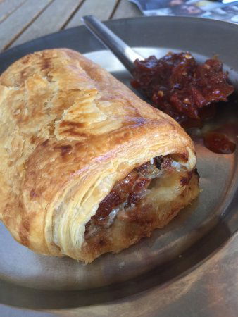 Red Door Bakery - Kawana Tourism 0