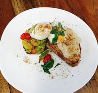 Quay Street Cafe  Bar - Kawana Tourism
