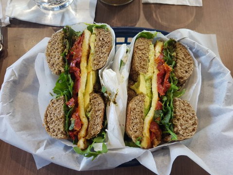 NYC Bagel Deli - Kawana Tourism 0