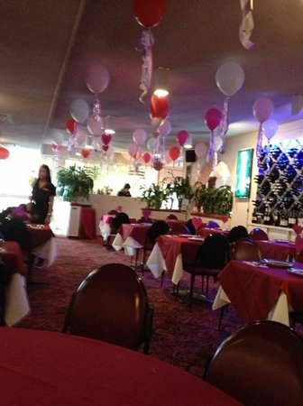 Take A Seat Thai - Kawana Tourism 0