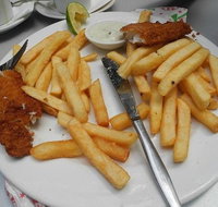 Cj's Bar  Cafe - Kawana Tourism