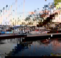 Cooloola Coast Seafoods - Kawana Tourism
