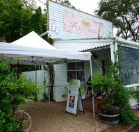 Flutterbies Cottage Cafe - Kawana Tourism