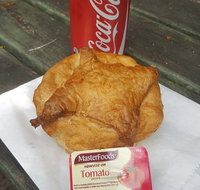 Uki Pies - Kawana Tourism