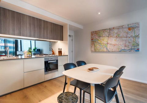 Orange Stay Apartments - Kawana Tourism 8