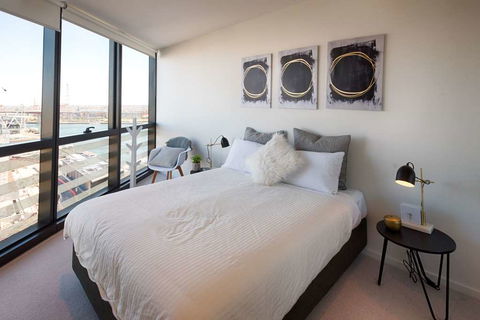 Orange Stay Apartments - Kawana Tourism 9