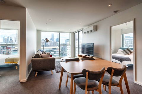 Orange Stay Apartments - Kawana Tourism 11