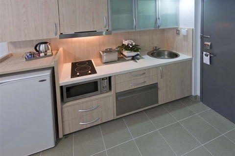 Jephson Hotel - Kawana Tourism 4