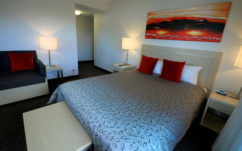 Jephson Hotel - Kawana Tourism 6