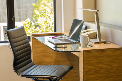 Crowne Plaza Canberra - Kawana Tourism 5