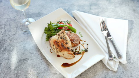 Crowne Plaza Canberra - Kawana Tourism 11