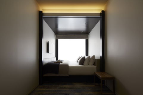 Little National Hotel - Kawana Tourism 4