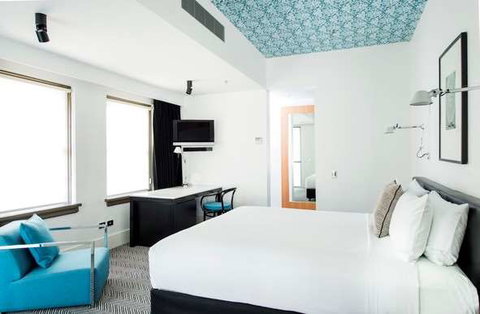 Peppers Gallery Hotel, Canberra - Kawana Tourism 13