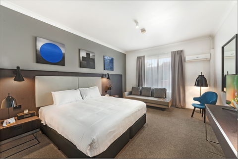 Quality Hotel CKS Sydney Airport - Kawana Tourism 3