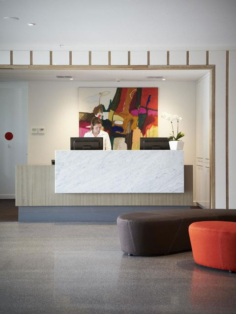 Quarters At Flinders Hotel - Kawana Tourism 1