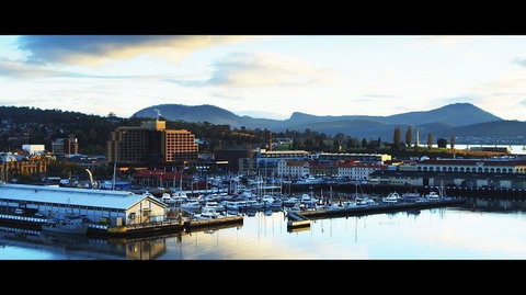 Lenna of Hobart - Kawana Tourism 0