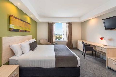 Mantra Tullamarine Hotel - Kawana Tourism 4